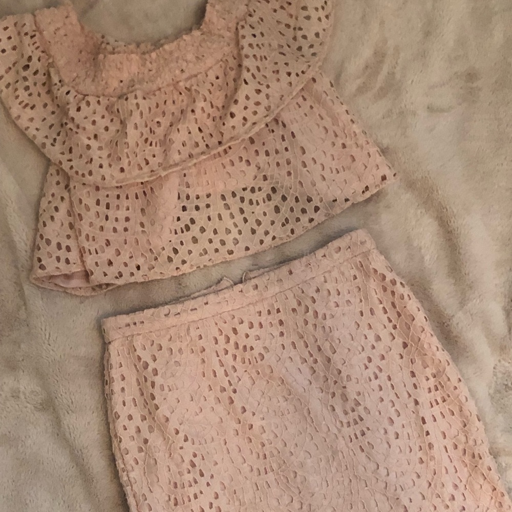 Two piece pink lace Gianni Bini set